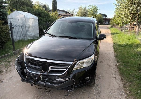 Volkswagen Tiguan cena 24900 przebieg: 216000, rok produkcji 2010 z Chojnice małe 37